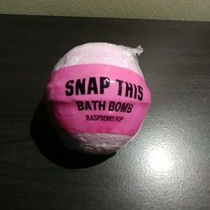 🌠5/$15🌠 PINK raspberry pop bath bomb
